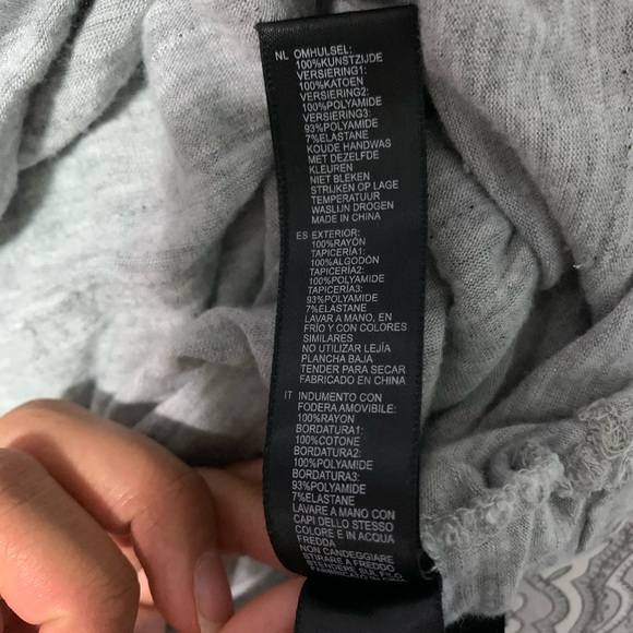 3 for $15 Forever 21 Grey & Black Lace Tank Top - Picture 7 of 7